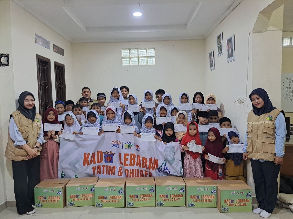 Bahagia Bersama di Hari Kemenangan: Kado Lebaran untuk Yatim dan Dhuafa dari Rumah Yatim Mulia Bahagia Bersama di Hari Kemenangan: Kado Lebaran untuk Yatim dan Dhuafa dari Rumah Yatim Mulia