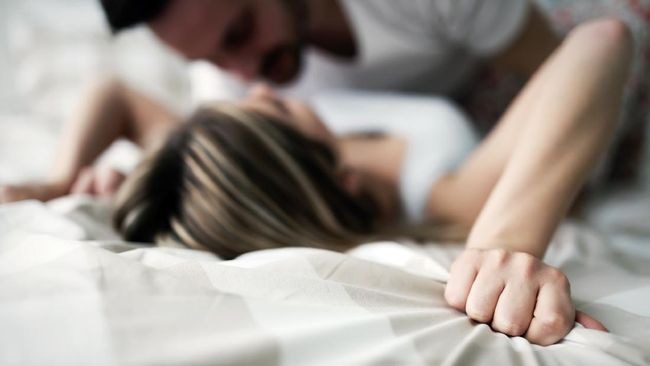 ALASAN PRIA 'TAK TAHAN LAMA' DI RANJANG DAN CARA MENGATASINYA ALASAN PRIA 'TAK TAHAN LAMA' DI RANJANG DAN CARA MENGATASINYA