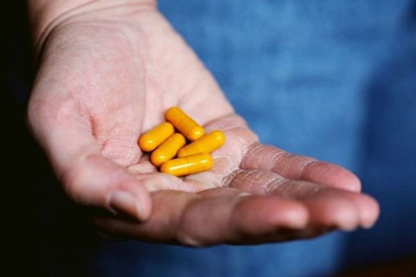 7 SUPLEMEN OBAT KUAT PRIA AMAN, BISA OBATI DISFUNGSI EREKSI! 7 SUPLEMEN OBAT KUAT PRIA AMAN, BISA OBATI DISFUNGSI EREKSI!