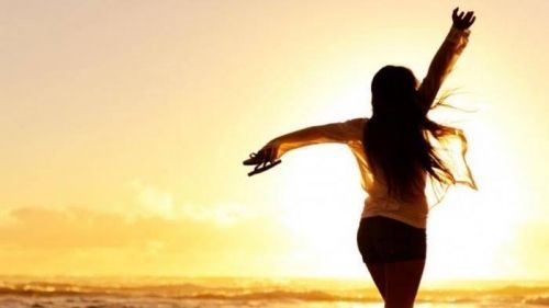 Bukan Soal Diet, Tapi Cara Perempuan Menjaga Diri Sendiri Bukan Soal Diet, Tapi Cara Perempuan Menjaga Diri Sendiri