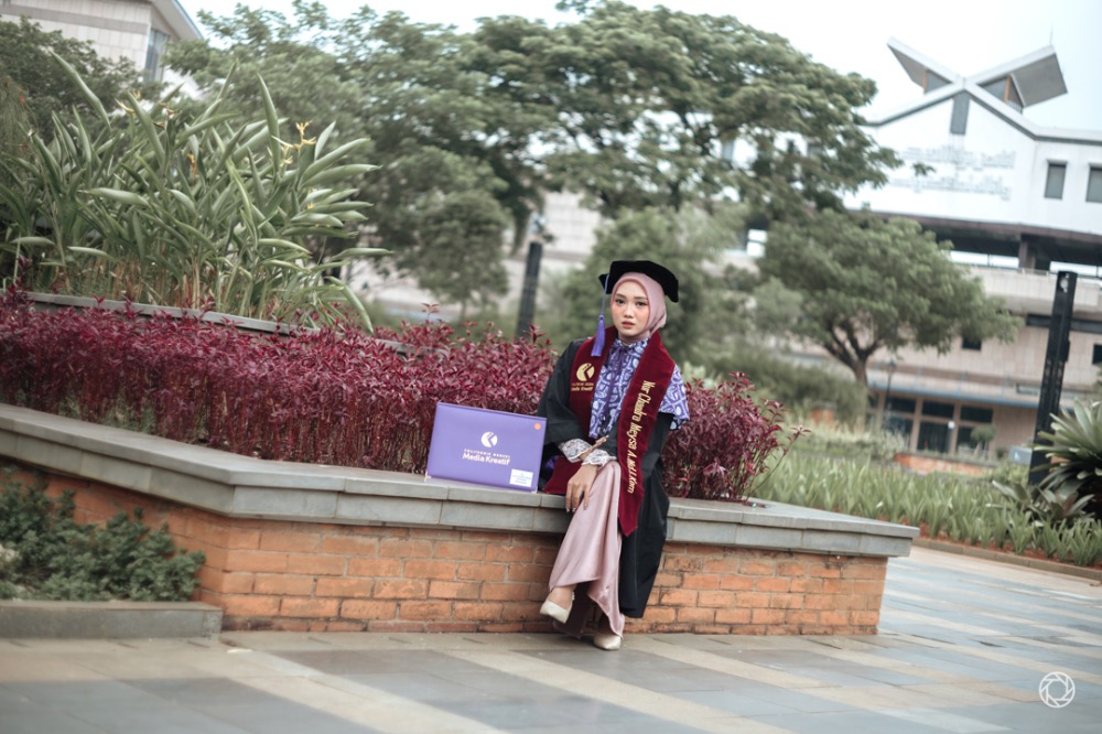 Meysa Graduation Session at TMII