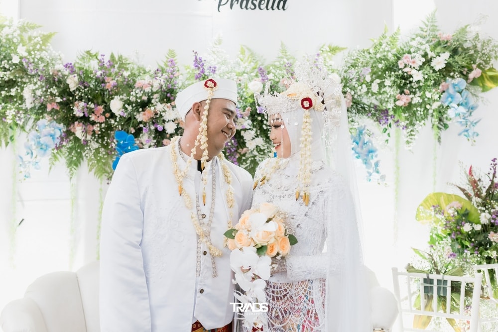 SYAFIRA // PRASETIA