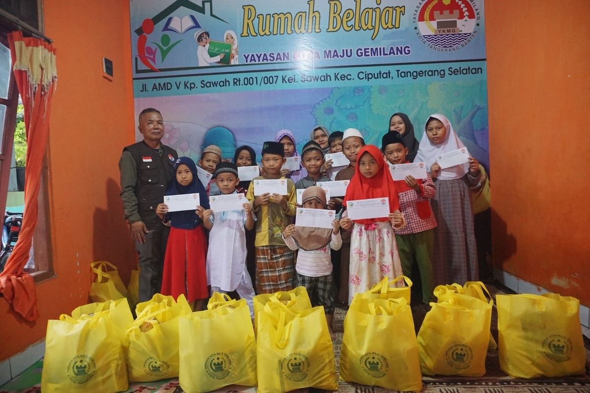 Laporan Kegiatan Santunan Yatim Rumah Yatim Mulia