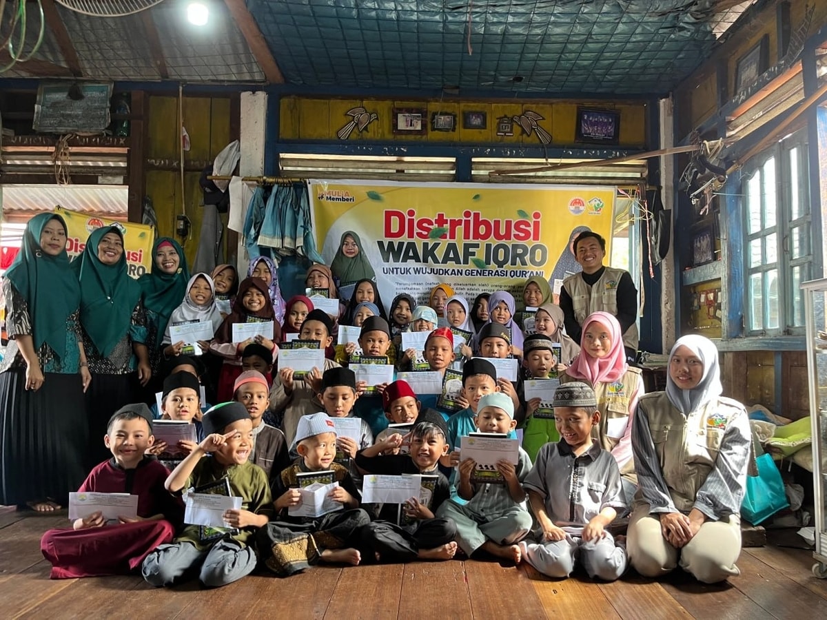 Penyaluran Wakaf Iqro Untuk Adik-adik di TPA Mardiyah