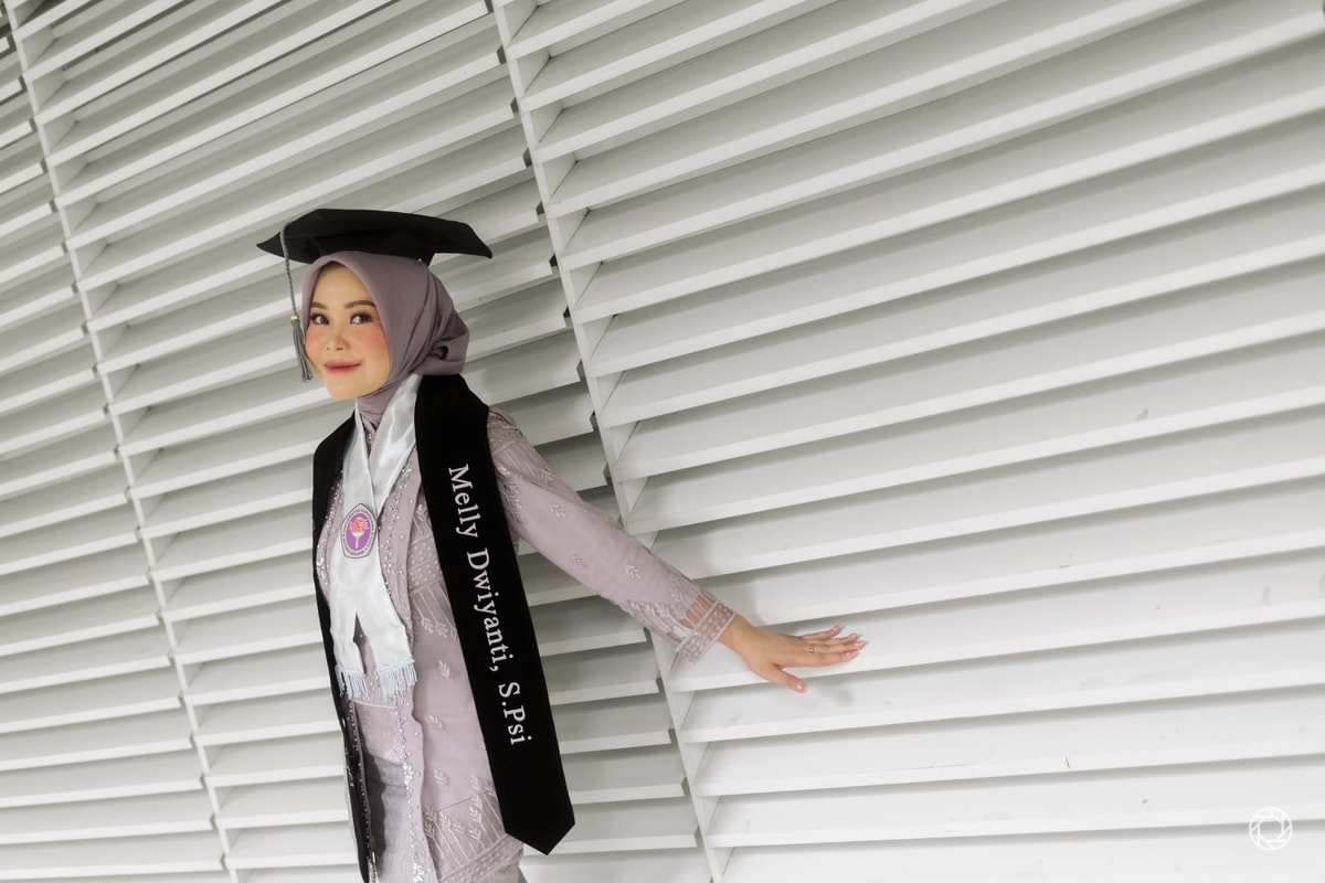 Melly Graduation Session at JCC