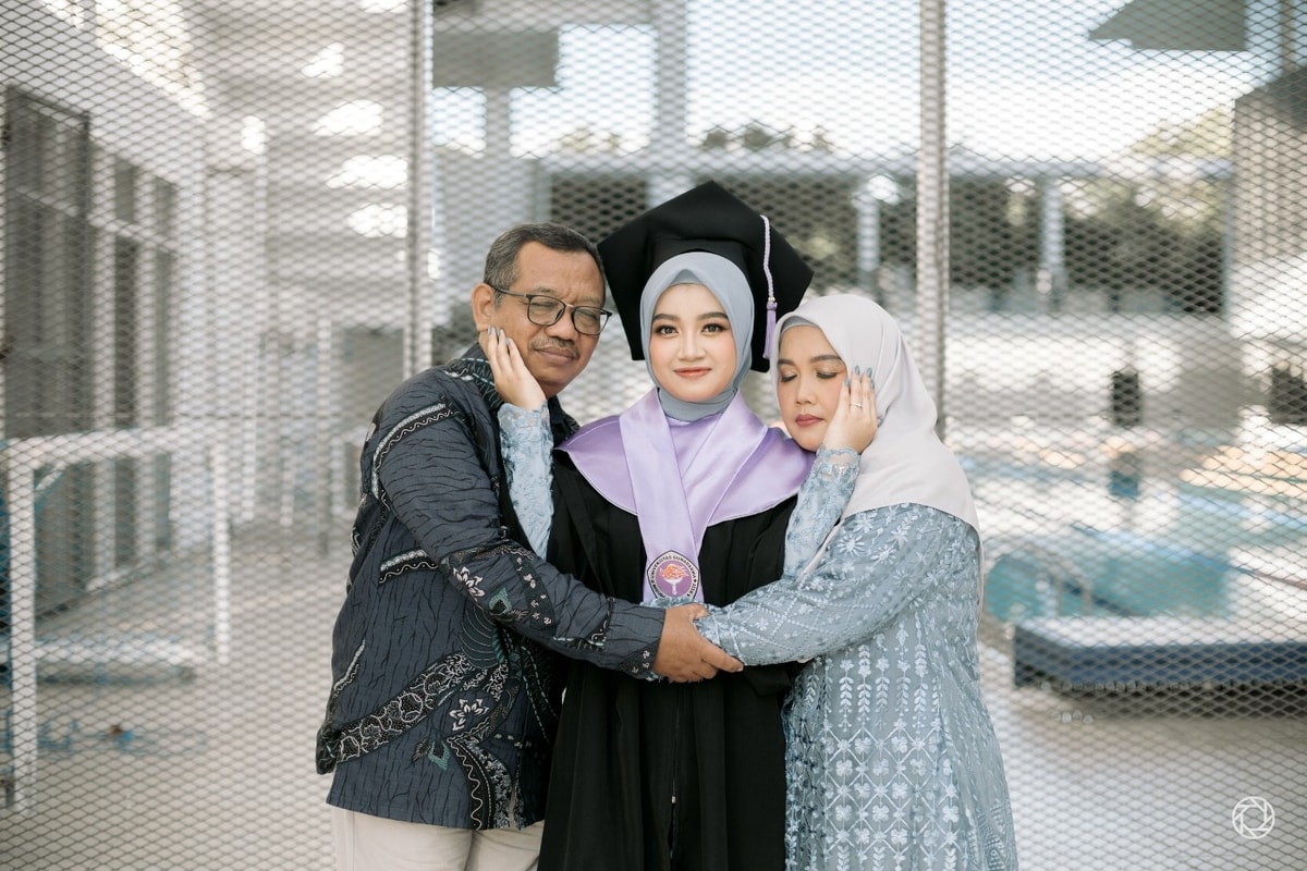 Nay Graduation Session at JCC