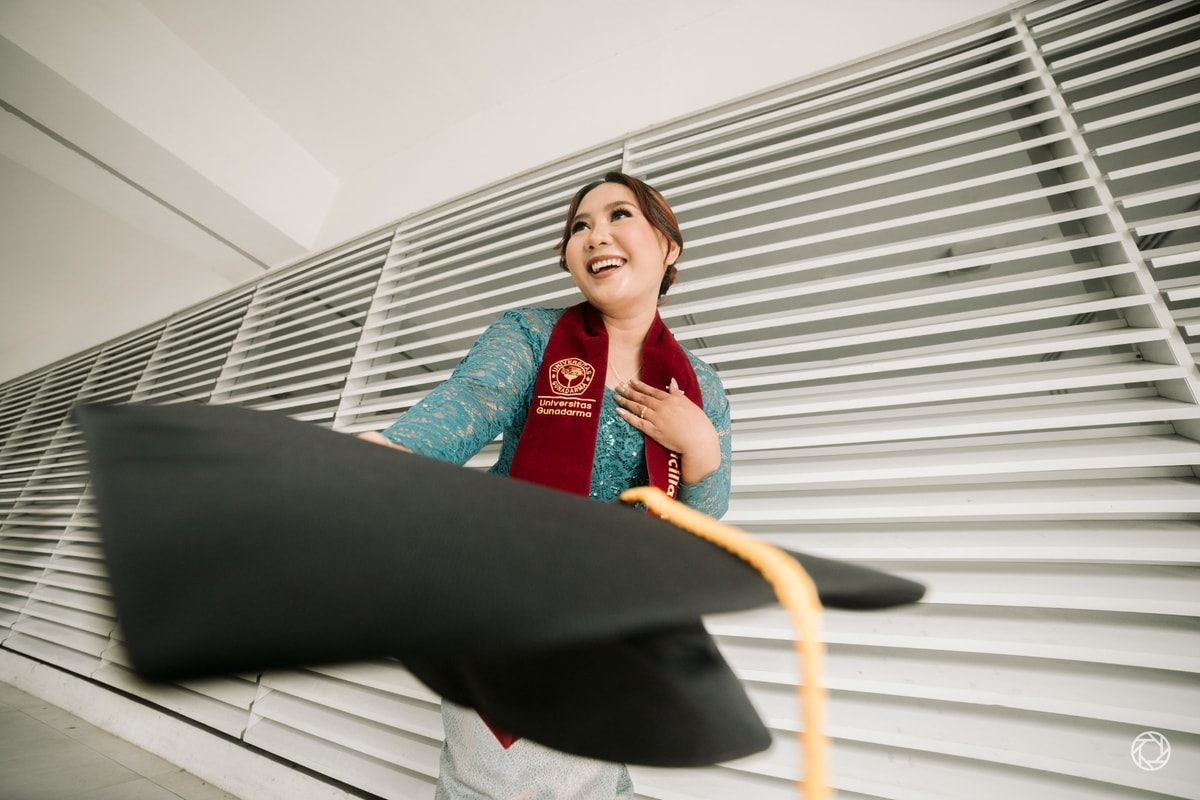 Aurel Graduation Session at JCC