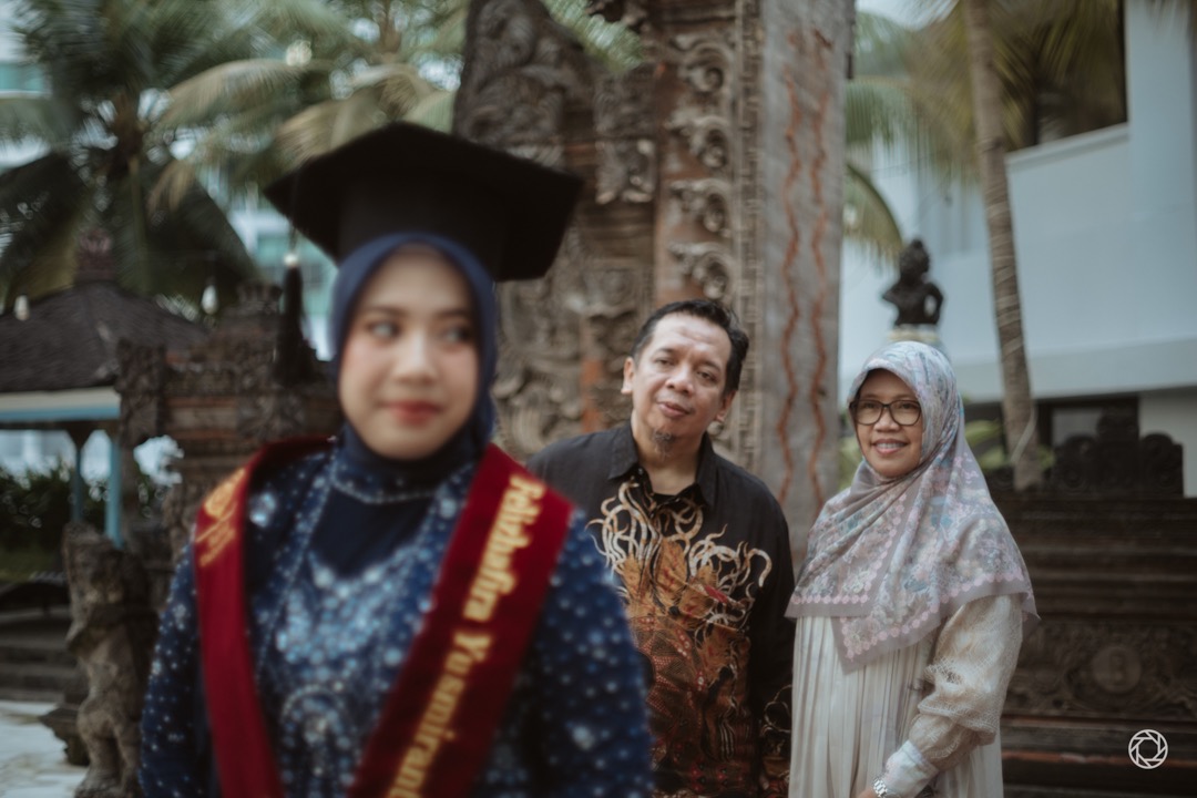 Feli Graduation Session at SAHID