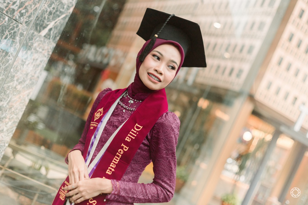 Dila Graduation Session at SAHID