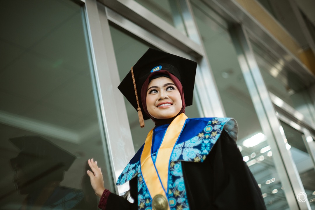 Bella Graduation Session at JCC