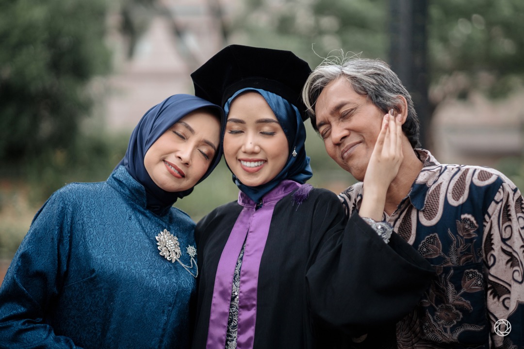 Sofia Graduation Session at TMII