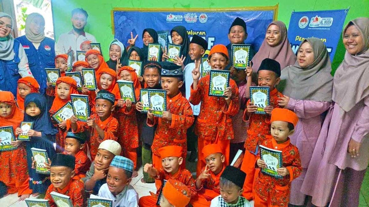 Laporan Distribusi Wakaf Iqro ke TPQ Daarul Hasanah