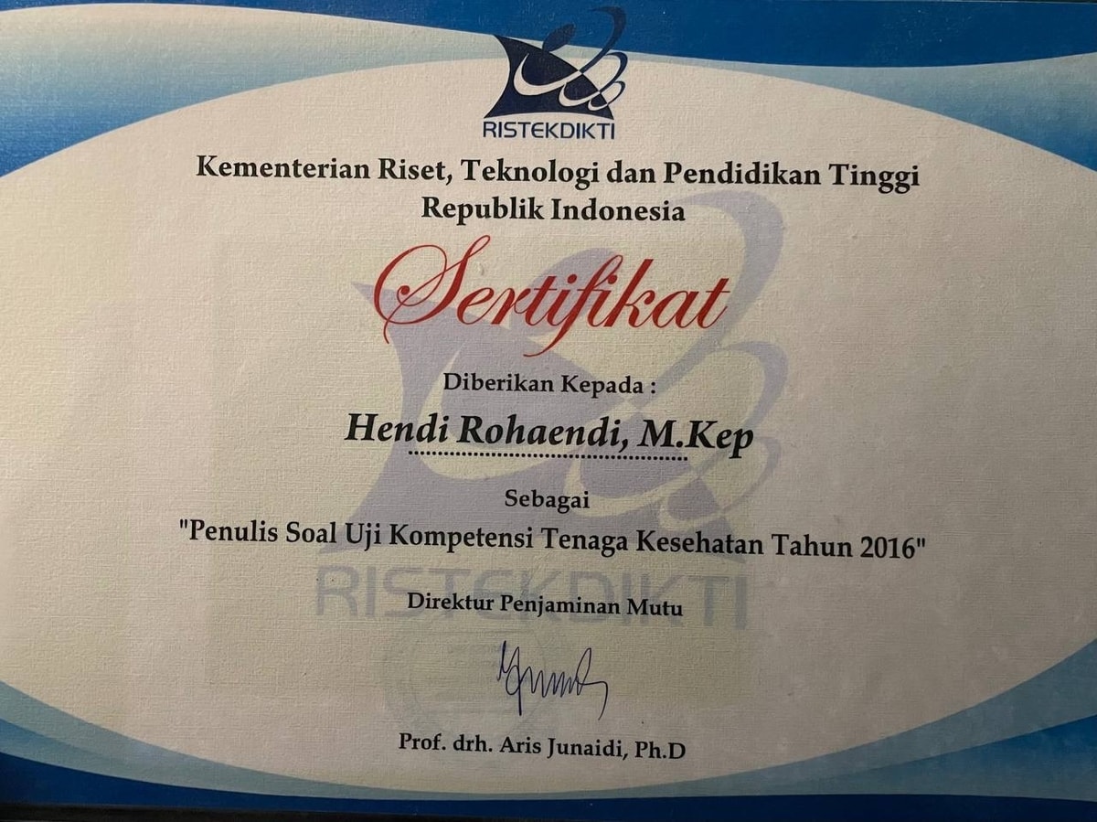 Penghargaan sebagai penulis soal Uji Kompetensi