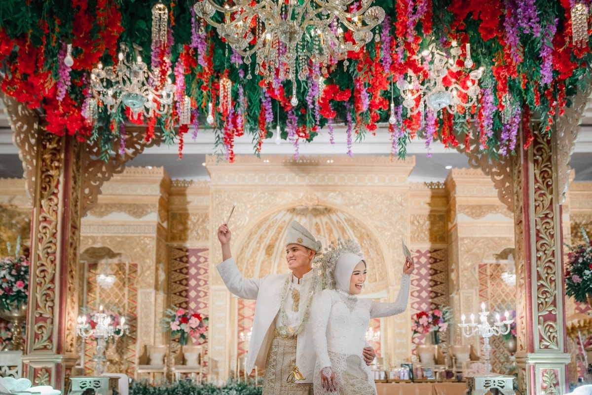 Saffyra & Jorgha: Wedding Adat Palembang yang Terbalut Melayu Modern