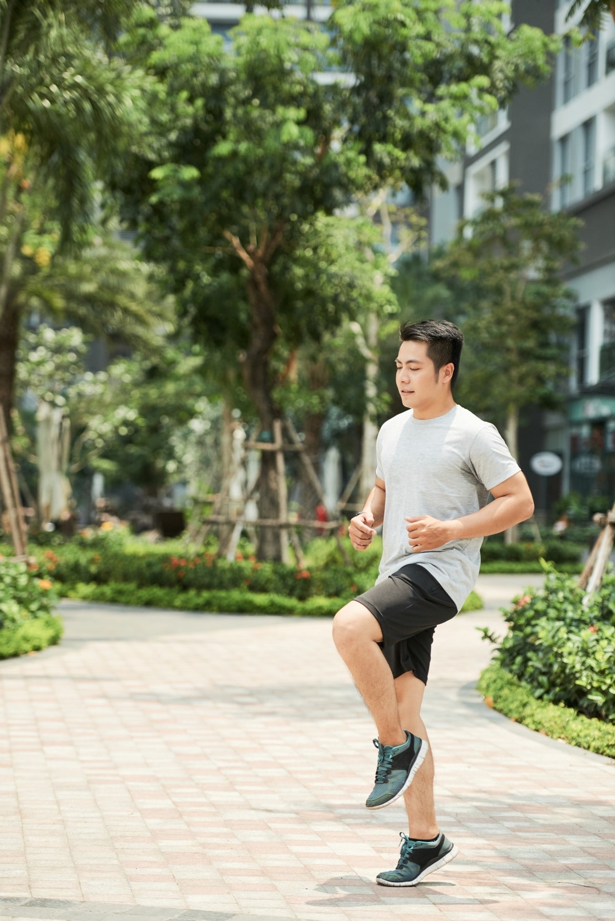 Menjaga Gaya Hidup Sehat dengan Nutrisi dan Aktivitas Fisik