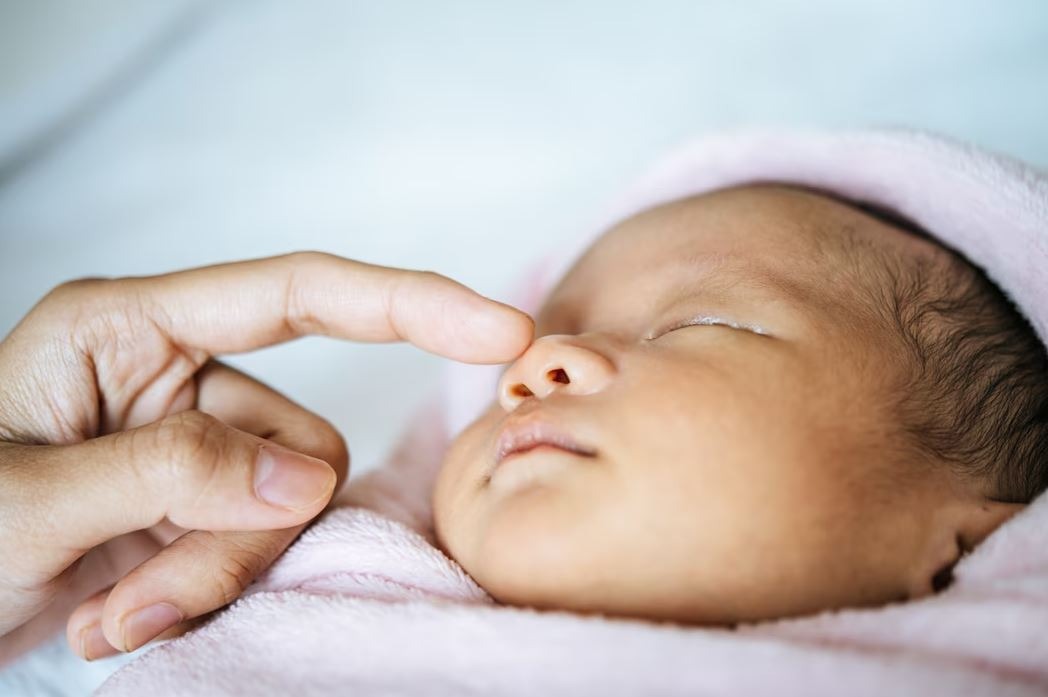 Mengungkap Baby Blues Syndrome: Emosi Pasca Melahirkan yang Perlu Anda Ketahui