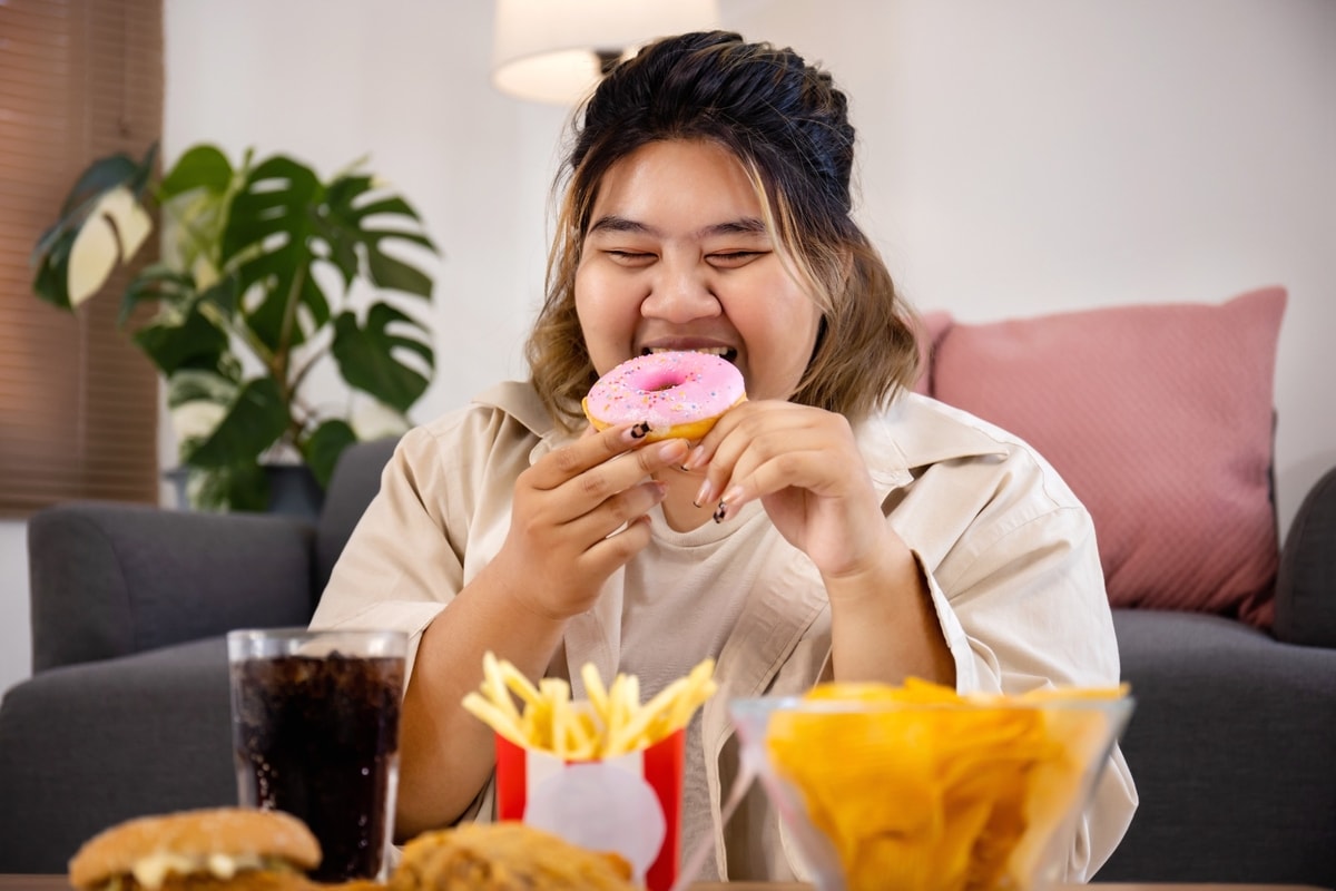 Siapa Bilang Makanan Enak Pasti Bikin Gemuk? Ini 4 Jenis Makanan yang Bagus Untuk Mencegah Obesitas.