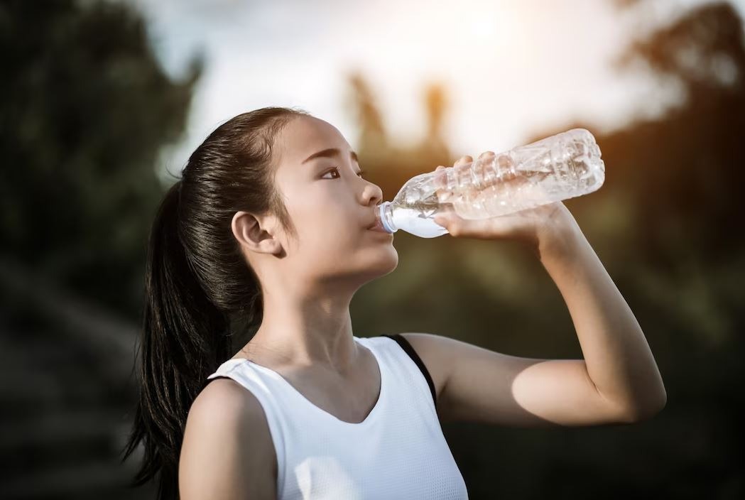 Water Fasting: Manfaat, Prosedur, dan Pertimbangan untuk Pengalaman Puasa Air yang Sehat
