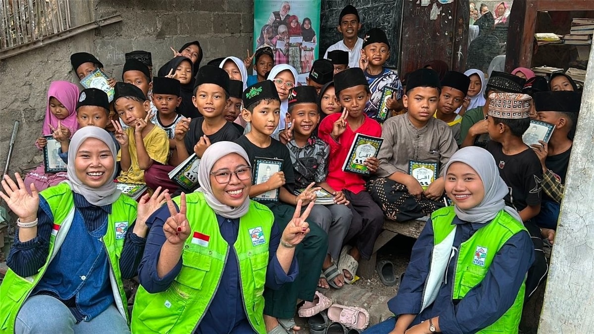 Wakaf Iqro Tersalurkan untuk Santri Majelis Ustadz Faruki