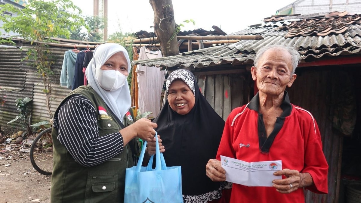 Pak Sarjim dan Bu Carsem Ingin Makan Daging Qurban Lagi