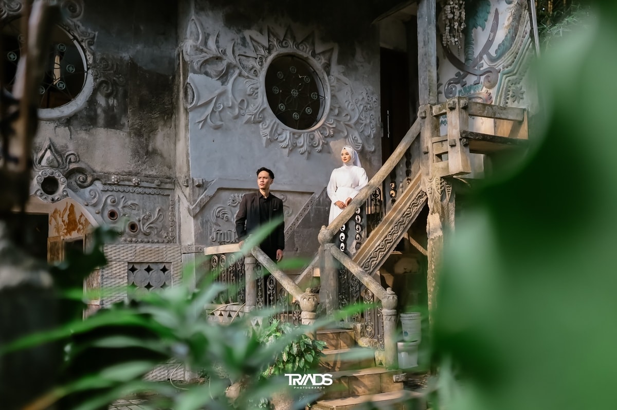ISAL // TIYA