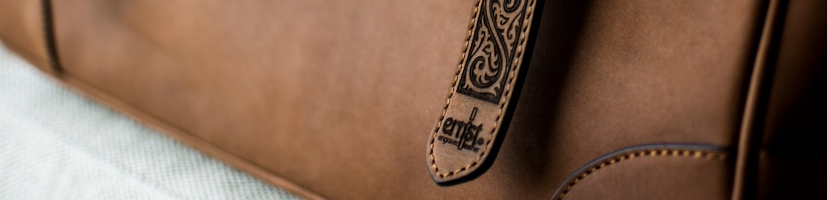 Ernist Leather | Gratis Custom Desain