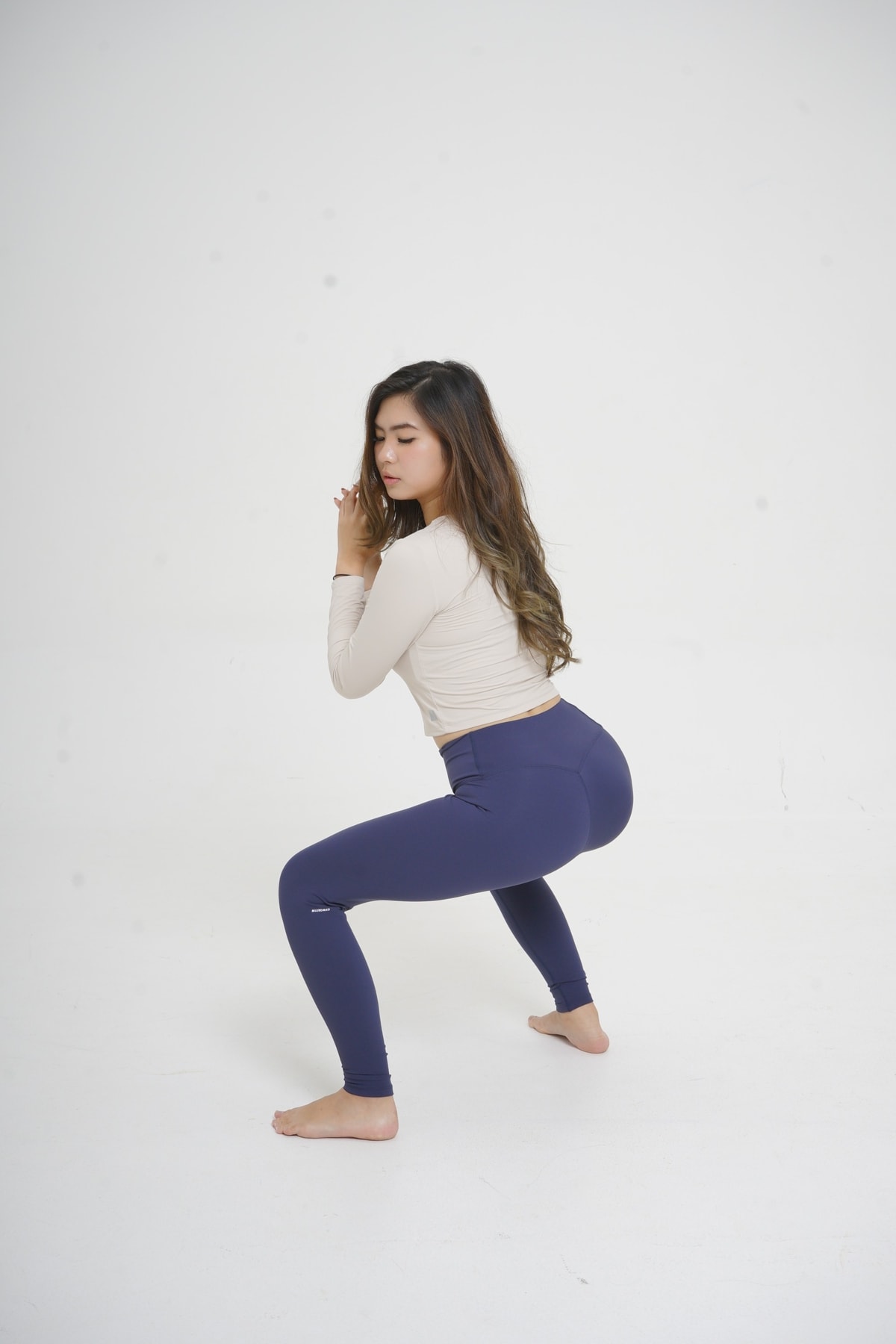 Atas - Ivory, Legging - Navy