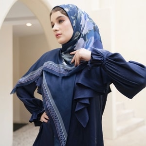 Bloom Perfection Blue Scarf