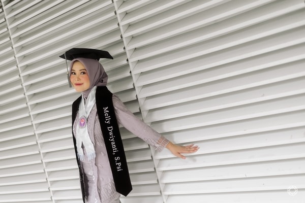 Melly Graduation Session at JCC