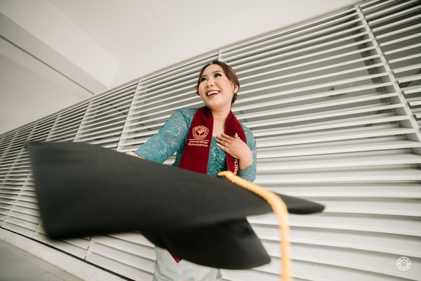 Aurel Graduation Session at JCC