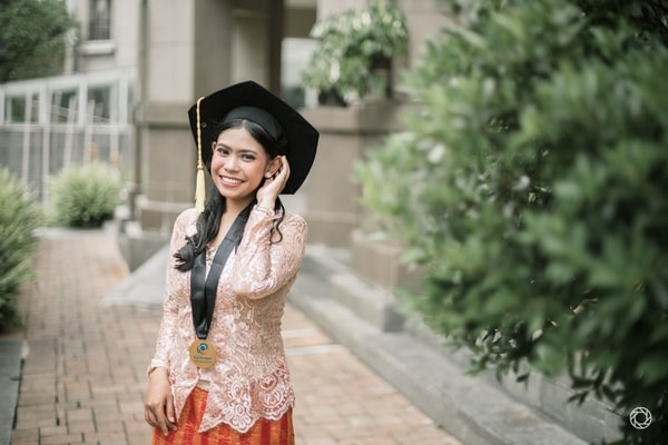 Yessy Graduation Session at CENTRAL PARK