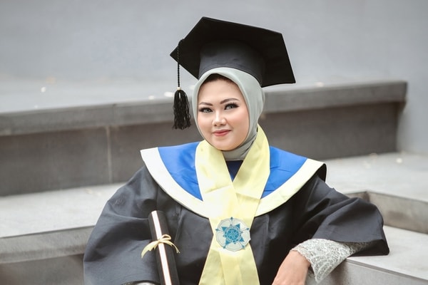 Widi Graduation Session at UNPAM VIKTOR