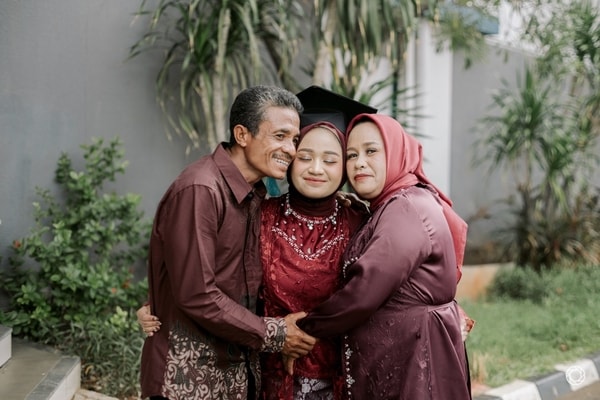 Rani Graduation Session at INDOSIAR