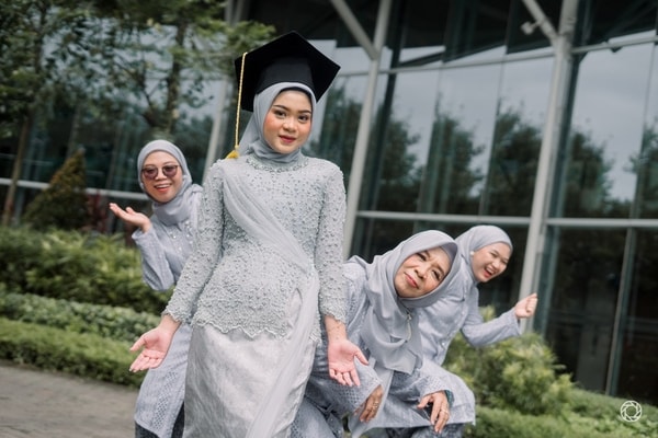 Alda Graduation Session at ICE BSD