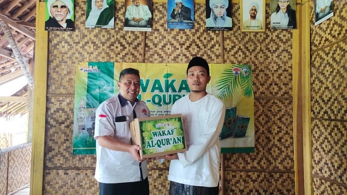 Alhamdulillah, Al Qur'an Baru Sudah di Terima Oleh Para Santri Penghafal Qur'an di Ponpes Al Qipanca