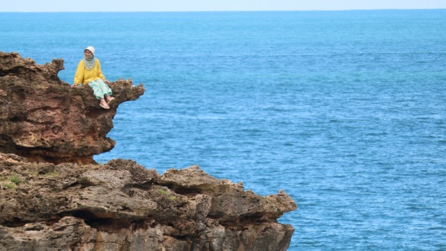 Pantai Timang