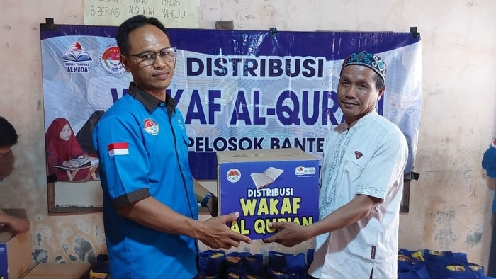 Laporan Distribusi Wakaf Al Qur'an Ke Pondok Pesantren Al Anshobi