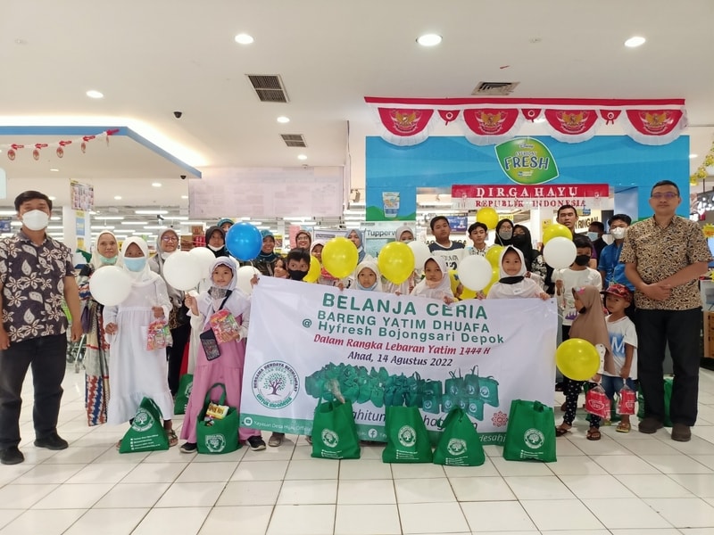 belanja ceria bersama yayasan desa hijau