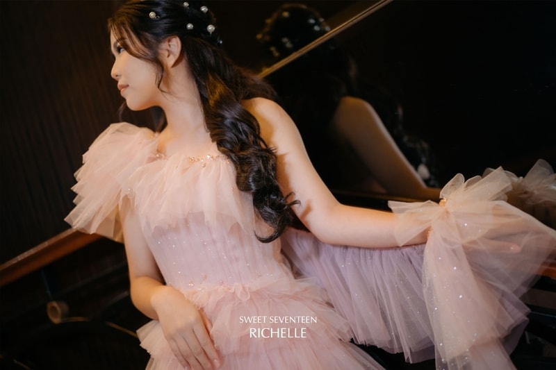 Richelle - Sweet Seventeen