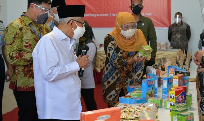 Produk PT. Mandala Cahaya Sentosa menarik perhatian Wakil Presiden Ma'ruf Amin dalam Tinjau Industri Halal di Sidoarjo