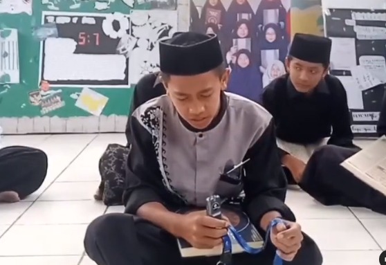 Terima kasih oleh Pramoditha kepada Donatur-Donatur yang telah Berwakaf Al-Qur'an di Program Wakaf Al-Qur'an Yayasan Hashinah Umat Indonesia.🙏☺️

Terimakasih para Donatur yang sudah mempercayakan Yayasan Hashinah Umat Indonesia. Semoga Allah SWT mengabulkan semua hajatnya dan dilimpahkan keberkahan.. Aamiin yaa Robbal'aalamiin.☺️🙏