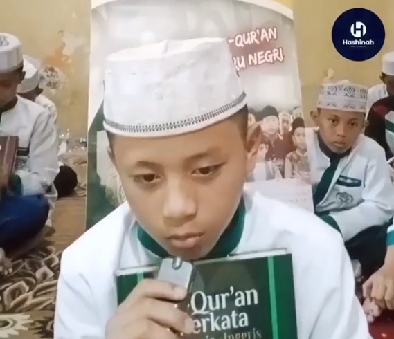 Ucapan terima kasih oleh Nur Alim kepada Donatur - Donatur yang telah Berwakaf
Al-Qur'an di Program Wakaf Al - Qur'an Yayasan Hashinah Indonesia🙏☺️

Terimakasih para Donatur ( RIZAL KURNIAWAN dan ABDUL KADIR ZAILANI ) yang sudah mempercayakan Yayasan Hashinah Indonesia ☺️🙏