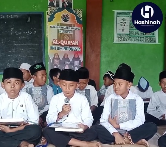 Ucapan terima kasih oleh Muhammad Arifin kepada Donatur - Donatur yang telah Berwakaf Al-Qur'an di Program Wakaf Al - Qur'an Yayasan Hashinah Indonesia🙏☺️

Terimakasih para Donatur ( RINA, MURNIYATI dan SATRIA ) yang sudah mempercayakan Yayasan Hashinah Indonesia ☺️🙏