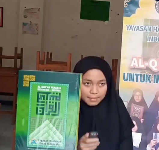 Ucapan terima kasih oleh Rini kepada Donatur - Donatur yang telah Berwakaf Al-Qur'an di Program Wakaf Al - Qur'an Yayasan Hashinah Indonesia🙏☺️

Terimakasih para Donatur yang sudah mempercayakan Yayasan Hashinah Indonesia ☺️🙏