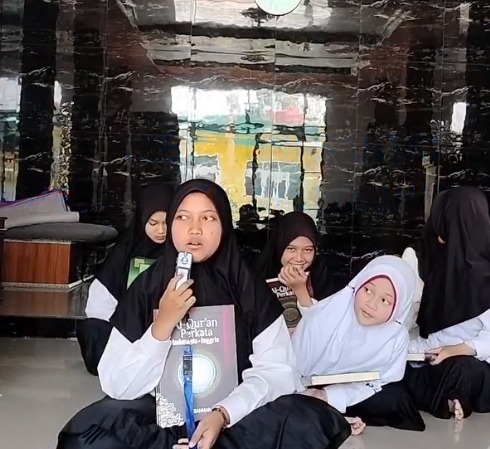 Ucapan terima kasih oleh Intan dari Pondok Pesantren Al-Khawarizmi @alkhawarizmiponpes kepada Donatur - Donatur yang telah Berwakaf Al - Qur'an di Program Wakaf Al - Qur'an Yayasan Hashinah Umat Indonesia🙏☺️

Terimakasih para Donatur yang sudah mempercayakan Yayasan Hashinah Umat Indonesia ☺️🙏