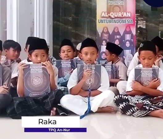 Ucapan terima kasih dari Raka Kepada Donatur - Donatur yang telah Berwakaf Al - Qur'an di Program Wakaf Al - Qur'an Yayasan Hashinah Umat Indonesia.🙏☺️

Terimakasih para Donatur yang sudah mempercayakan Yayasan Hashinah Umat Indonesia. ☺️🙏