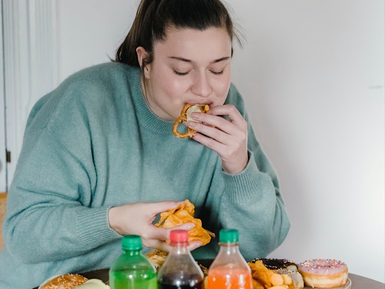 Benturan Rutinitas, Mood Kacau & Tubuh Terasa Berat? Girls, Saatnya Mulai dari Nutrisi dengan Spencer’s MealBlend