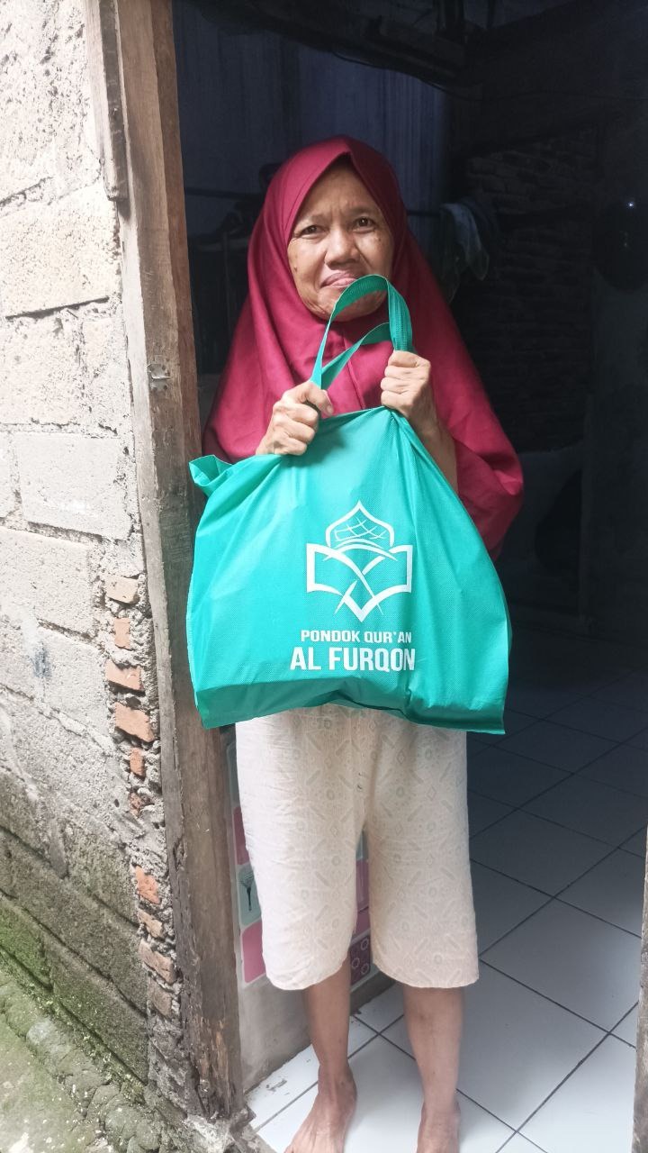 Sambut Ramadhan Dengan Berbagi Berkah Kepada Ibu Yatim