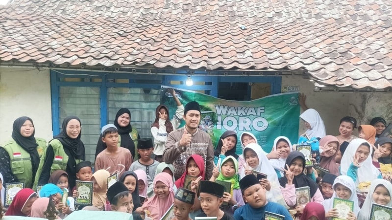 Puluhan Santri TPA Ummul Quro Kini Mengaji dengan Iqro Baru